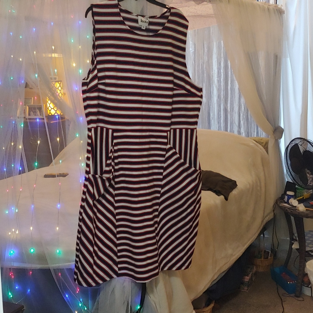 Caldwell sleeveless Dress